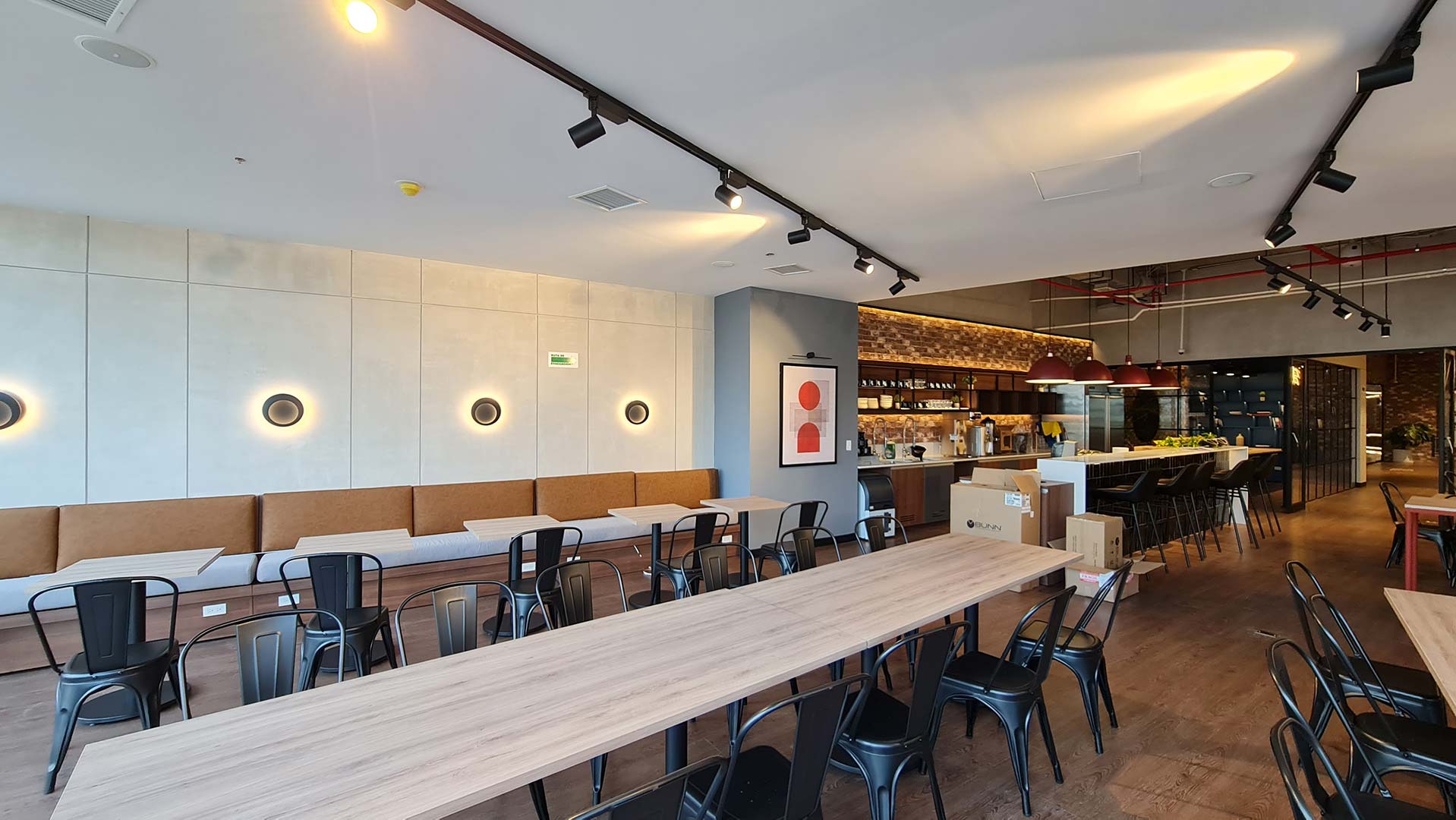 Servicio de remodelación de oficinas, restaurantes y espacios de trabajo