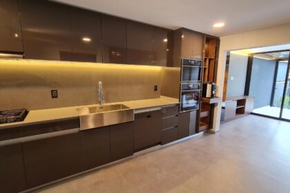 remodelación de espacios y diseño arquitectónico cocina moderna